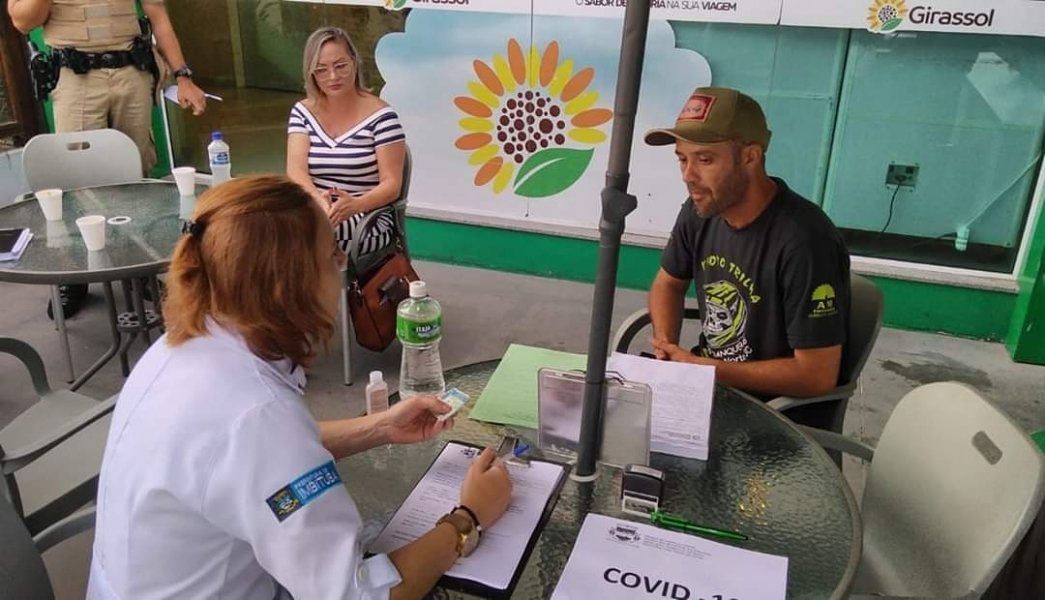 barreira-sanitaria-e-instalada-em-imbituba-1