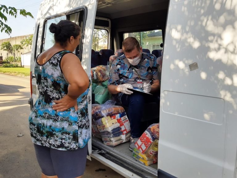 Mais 350 cestas básicas serão entregues nesta semana em Criciúma