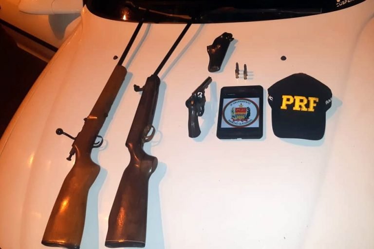 Ação conjunta PRF e PM detém assaltantes de condomínios rurais em Rancho Queimado