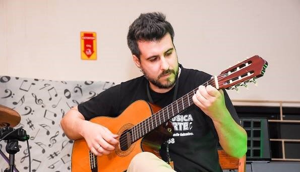 Jovem de 34 anos é a primeira vítima do coronavírus em Tubarão Jovem de 34 anos é a primeira vítima do coronavírus em Tubarão