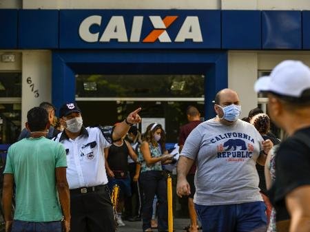 Auxílio Emergencial chega a 50 milhões de pessoas Auxílio Emergencial chega a 50 milhões de pessoas