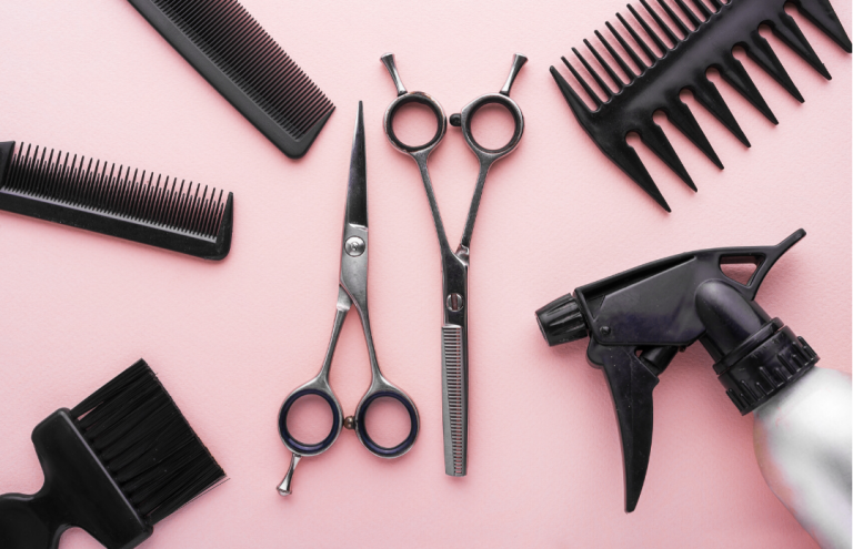 CORTE DE CABELO, MUDANÇA DE VISUAL SEM CRITÉRIO