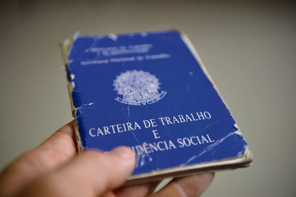 Crise do coronavírus já resultou em mais de 530 mil demissões em SC, aponta pesquisa