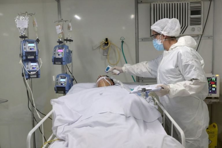 Governo inclui cloroquina em tratamento de casos leves de Covid-19