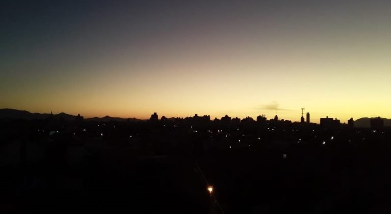 Sol e temperatura em elevação predominam hoje (18) em SC