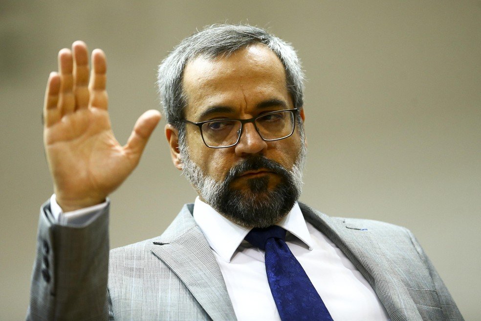 Ministro da Educação, Abraham Weintraub, anuncia sua saída do governo