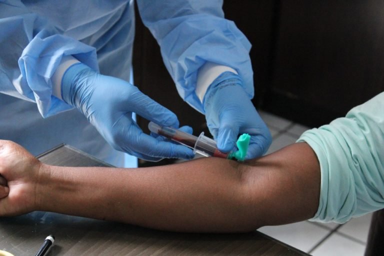 Covid-19: Pesquisa científica aponta queda no número de contaminados em Criciúma