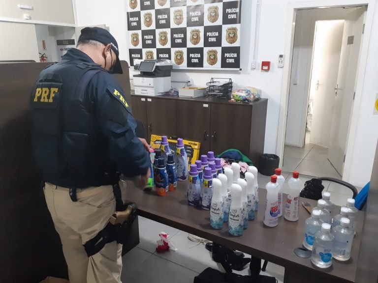Produtos furtados em lojas de shopping, em Tubarão, são recuperados
