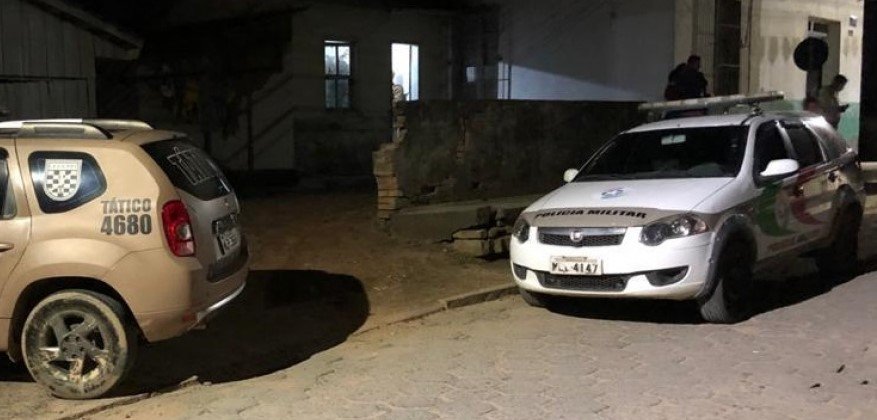 Polícia prende mulher que traficava drogas no Centro de Grão-Pará