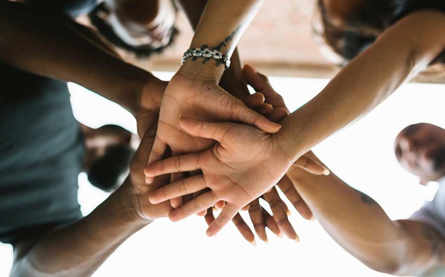 Senador apresenta Projeto de Lei que prevê inclusão de trabalho voluntário como critério para entrar em faculdade