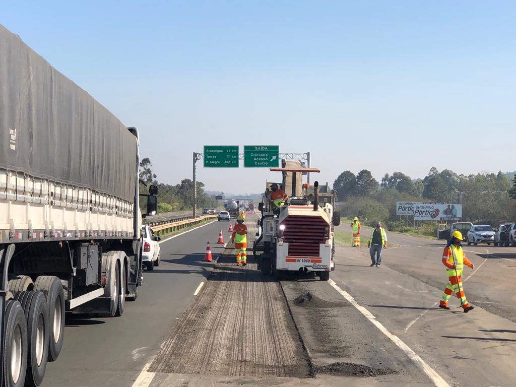 BR 101 Sul Obra de reparo estão a todo vapor e é preciso dirigir com cautela