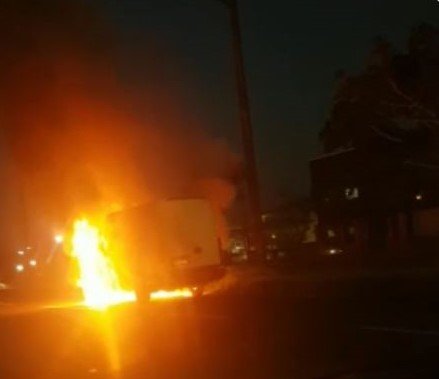 Acidente em Jaguaruna: vítima é um motociclista e morreu atropelado por um caminhão após cair na pista