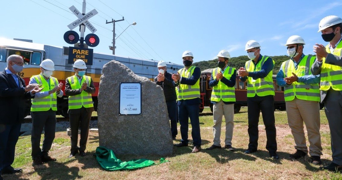 Pera ferroviária no Porto de Imbituba é inaugurada (2)