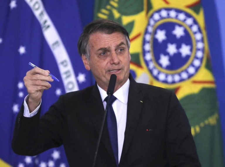 Bolsonaro anuncia privatização de Unidades Básicas de Saúde, mas volta atrás e revoga decreto Bolsonaro anuncia privatização de Unidades Básicas de Saúde, mas volta atrás e revoga decreto