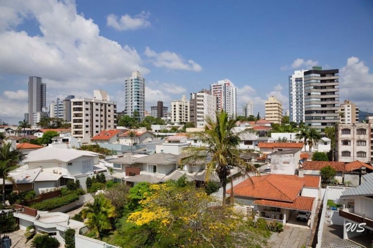 Domingo segue com predomínio de sol e temperaturas amenas em Santa Catarina Domingo segue com predomínio de sol e temperaturas amenas em Santa Catarina