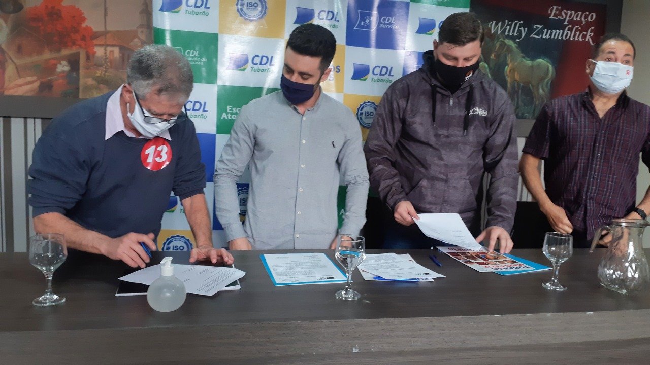 José Fontoura fala sobre seu plano de governo na CDL em Tubarão