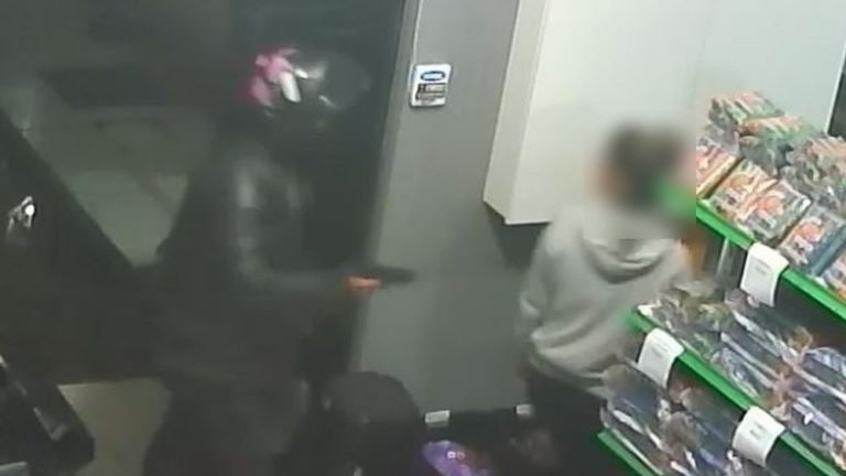Polícia Civil indicia homem por roubo armado em distribuidora em Criciúma