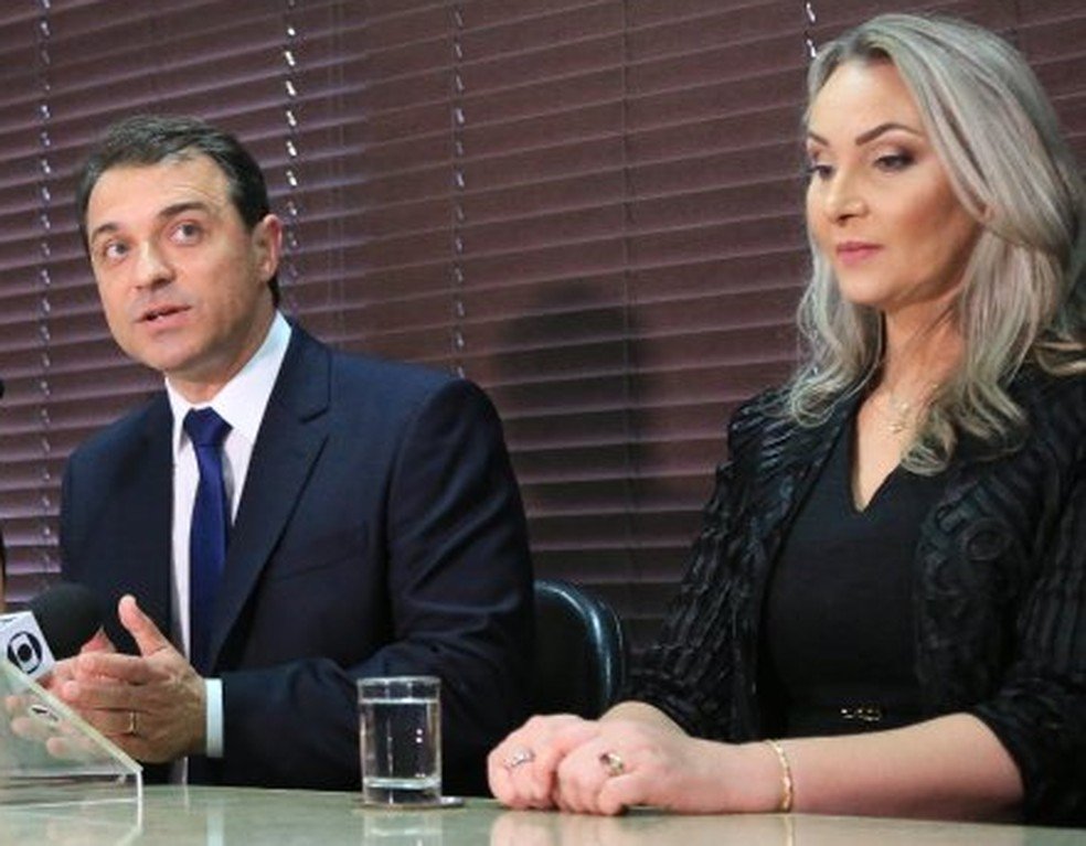 Tribunal acata impeachment de Moisés e Daniela Reinehr; Governador e vice são afastados dos cargos por 180 dias