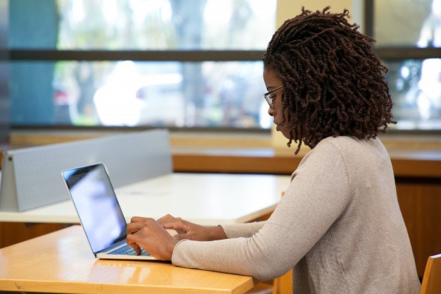 Unisul realiza vestibular que premiará os mais bem colocados com bolsas de estudo de até 100%