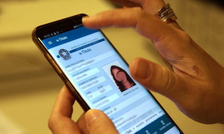 Eleições 2020: Eleitor poderá justificar ausência pelo celular Eleições 2020: Eleitor poderá justificar ausência pelo celular
