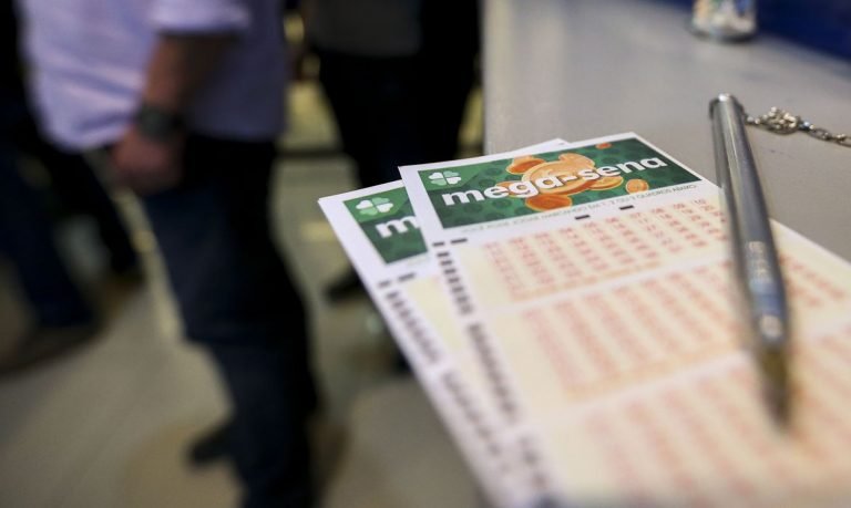 Mega-Sena pode pagar prêmio de R$ 27 milhões neste sábado Mega-Sena pode pagar prêmio de R$ 27 milhões neste sábado