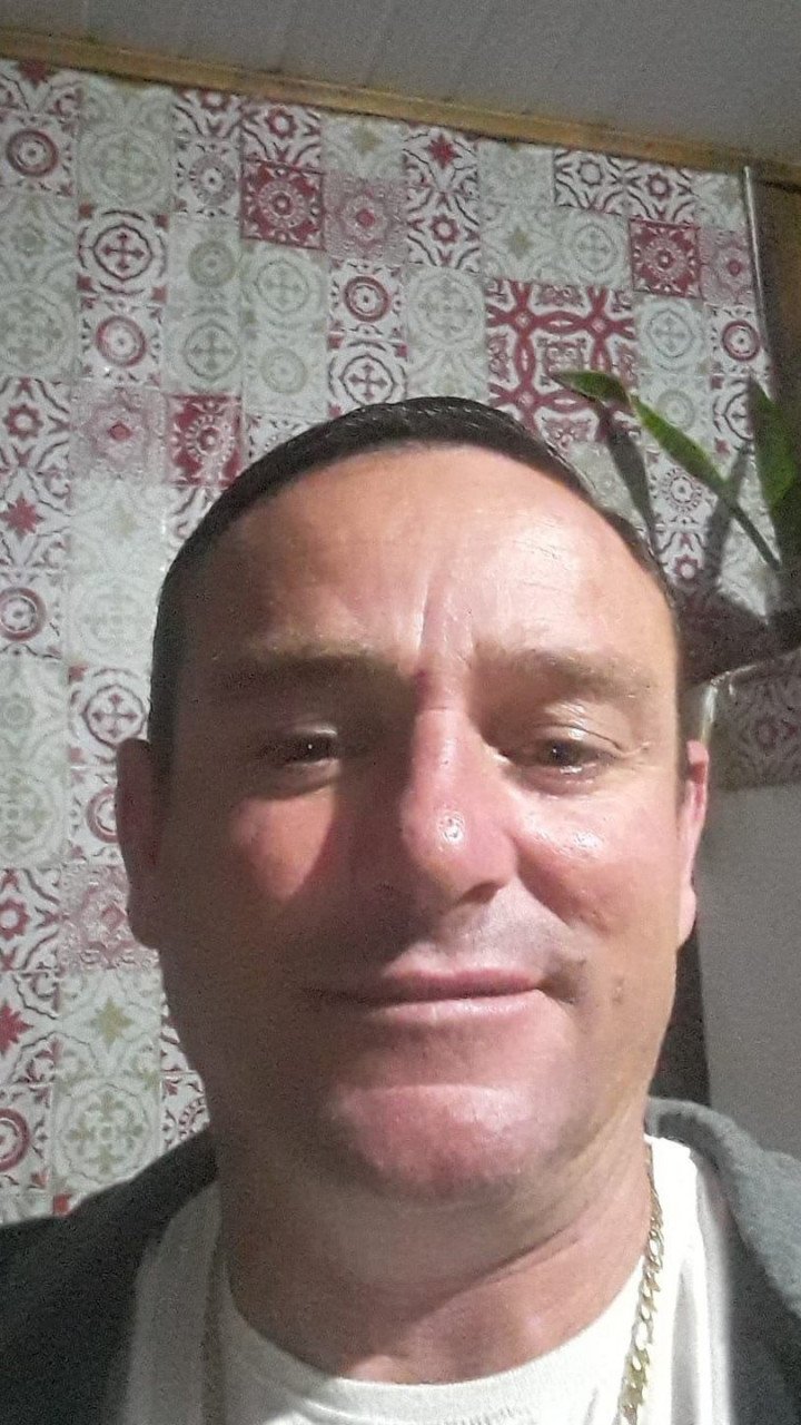 Motociclista é encontrado morto em beira de estrada no bairro Congonhas, em Tubarão