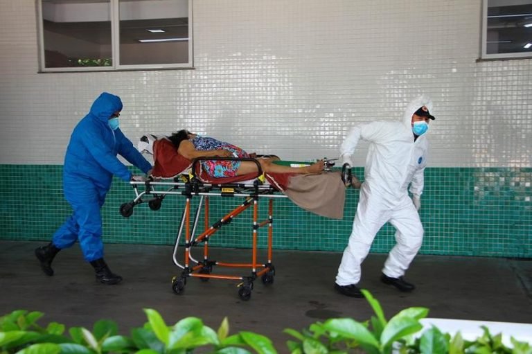 Governador Moisés se coloca à disposição do Amazonas para atender pacientes com Covid-19