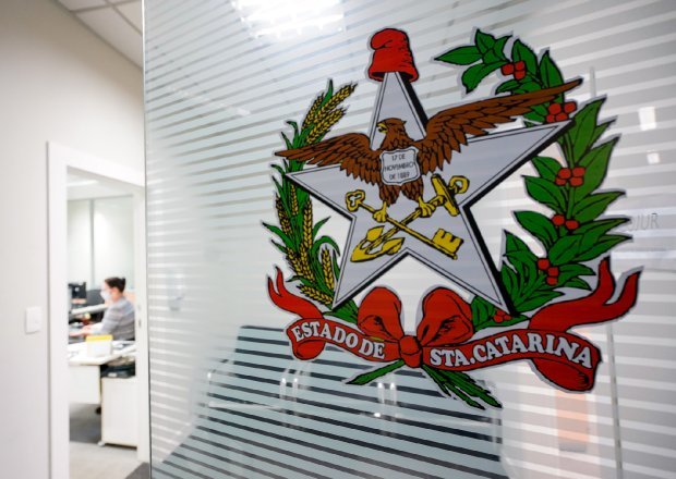 Governo de Santa Catarina suspende ponto facultativo do Carnaval 2021