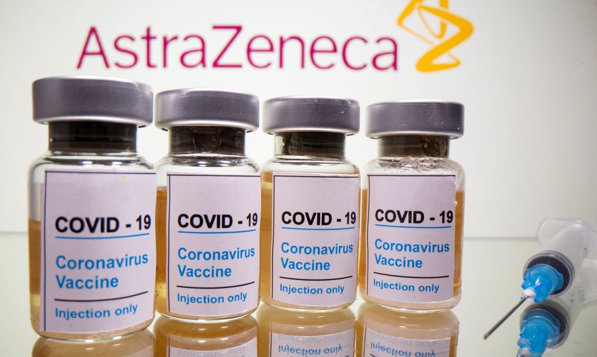 Vacinas da AstraZeneca chegam ao Brasil
