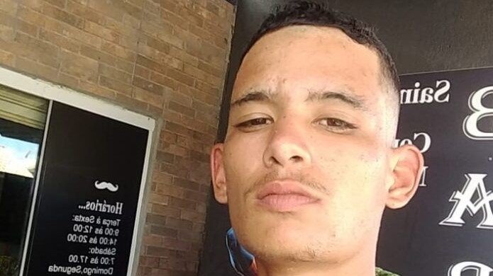 Jovem de Laguna que estava desaparecido volta para casa na noite desta quinta Jovem de Laguna que estava desaparecido volta para casa na noite desta quinta