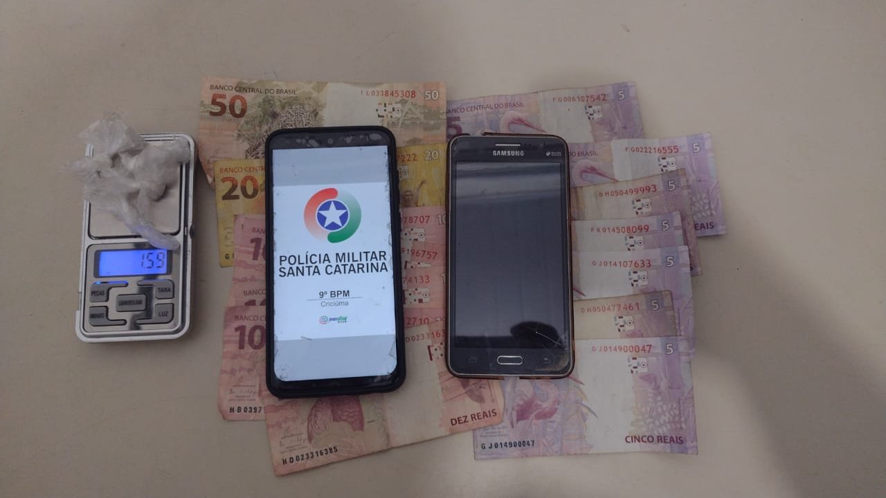 Homem é preso pela segunda vez em 20 dias, por tráfico de drogas, em Criciúma