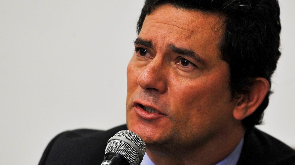 O ministro da Justiça e Segurança Pública, Sergio Moro, fala à imprensa