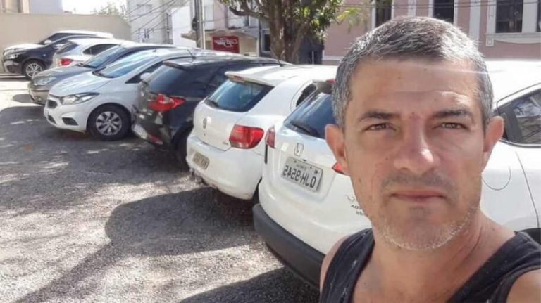 Homem é encontrado sem vida em terreno de prédio em construção, na Vila Moema, em Tubarão
