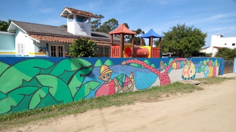 Bairros de Imbituba ganharão painéis pintados por artista plástico Bairros de Imbituba ganharão painéis pintados por artista plástico