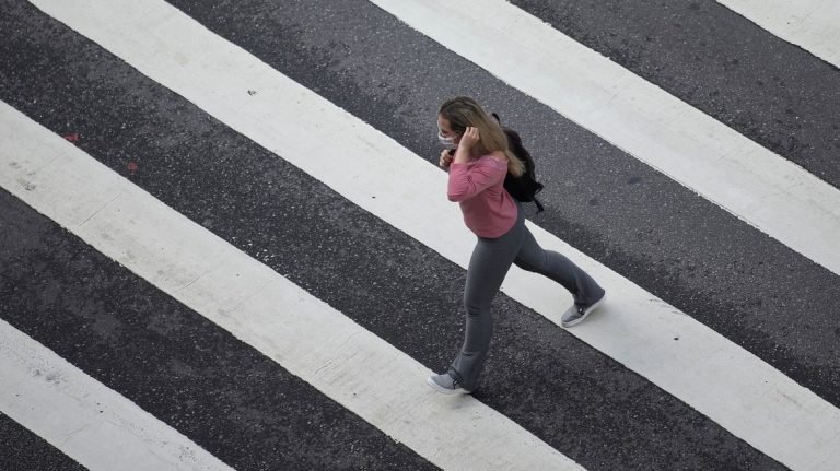 Covid-19: Brasil passa das 440 mil mortes