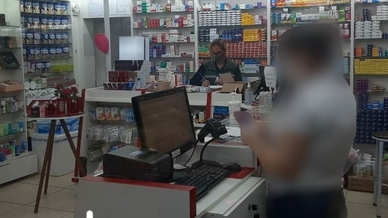 Imbituba: Fiscais flagram a venda irregular de anticoncepcionais fracionados