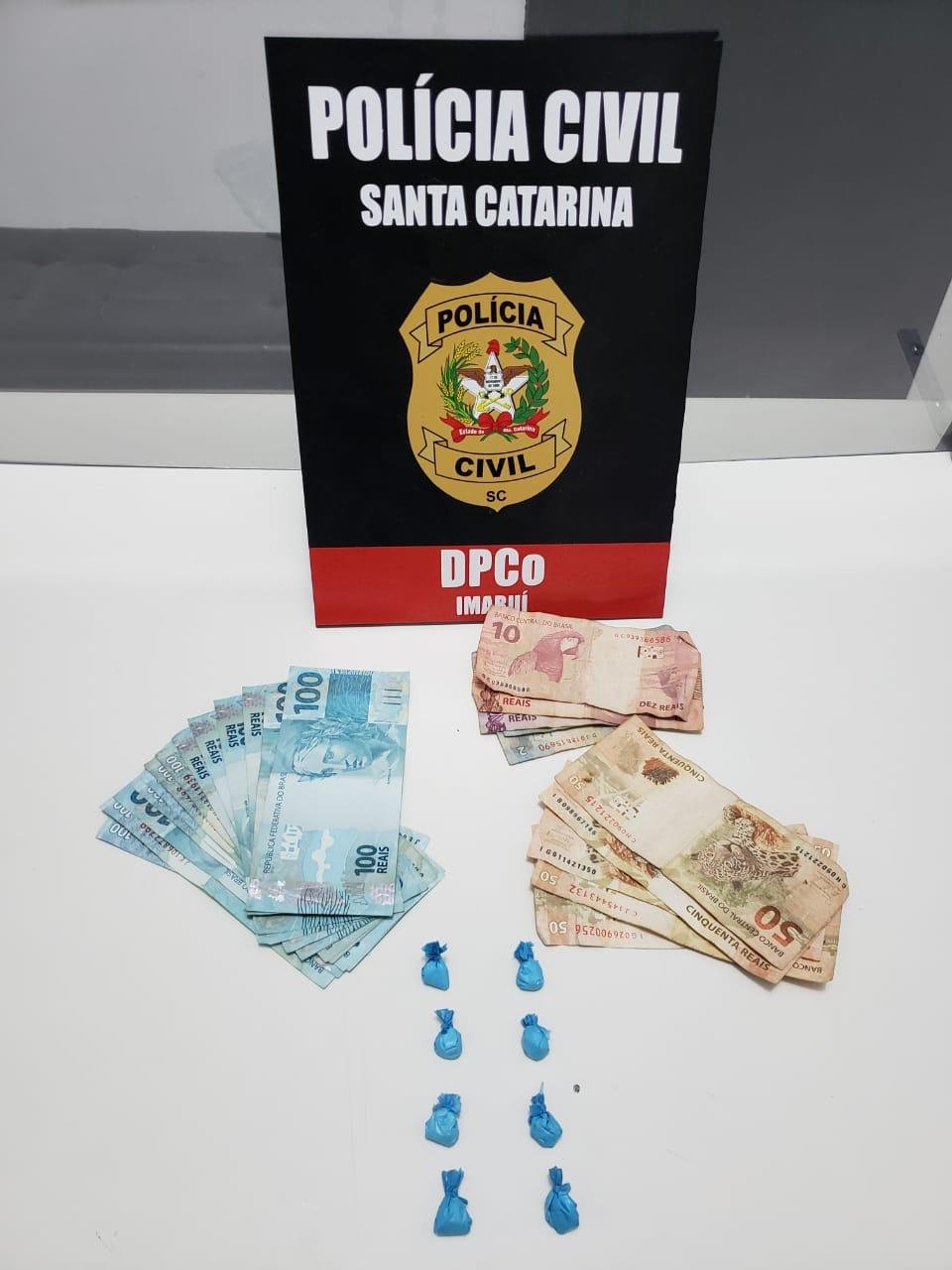 Mulher é presa em flagrante por tráfico de drogas em Imaruí