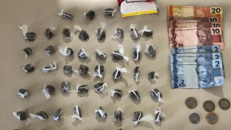 Polícia apreende adolescente responsável por “gerenciar” o comércio de drogas no Fábio Silva