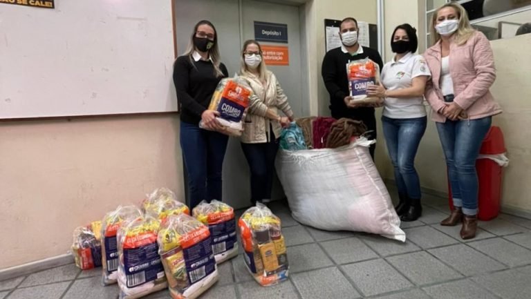 Assistência Social da prefeitura de Tubarão recebe doação de 100 cobertores