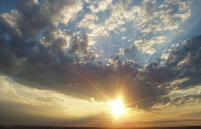 Domingo segue com tempo seco e temperaturas amenas em Santa Catarina