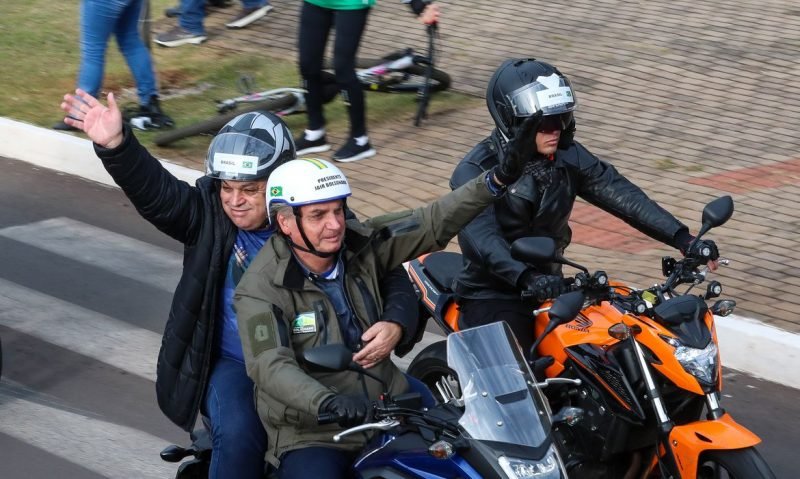 motociata #Pracegover Foto: na imagem há homens de moto