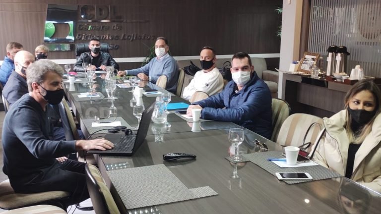 CDL Tubarão inicia o projeto “Almoço de Ideias com os Vereadores”