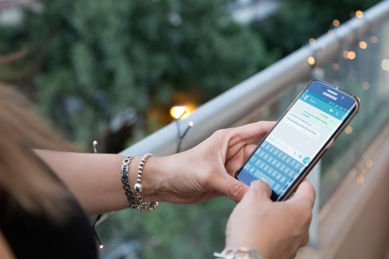 WhatsApp GB vale o risco?