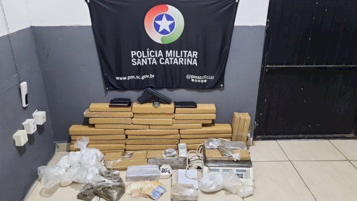 Casal é preso e mais de 45kg de drogas são apreendidos em Criciúma