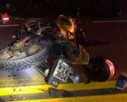 Acidente entre carro e moto deixa duas pessoas feridas em Imbituba