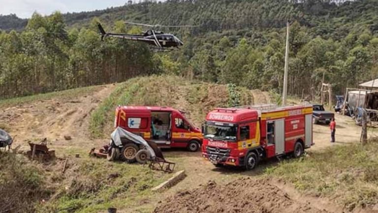 Agricultor morre esmagado por trator em Pedras Grandes