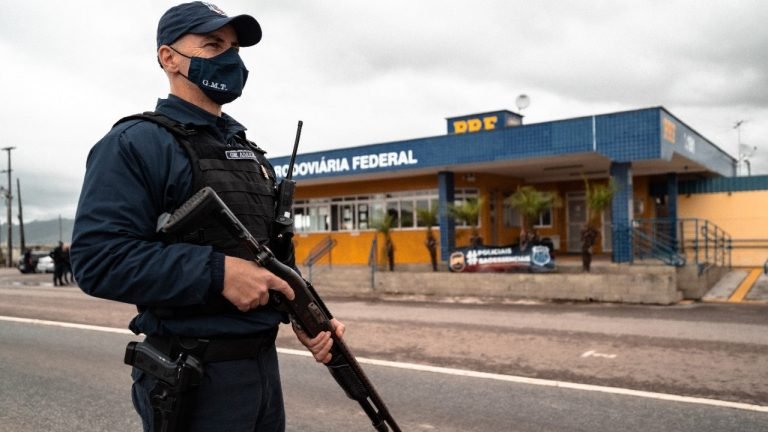 Guarda Municipal de Tubarão retoma qualificação para uso de armas de fogo Guarda Municipal de Tubarão retoma qualificação para uso de armas de fogo