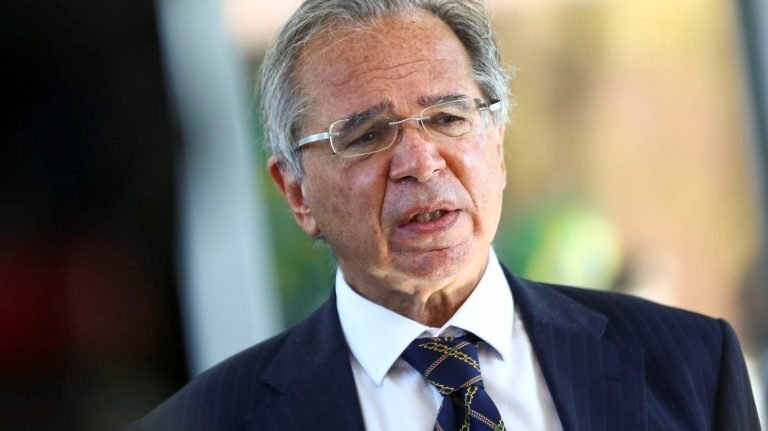 Guedes nega que Brasil esteja perdendo controle da economia