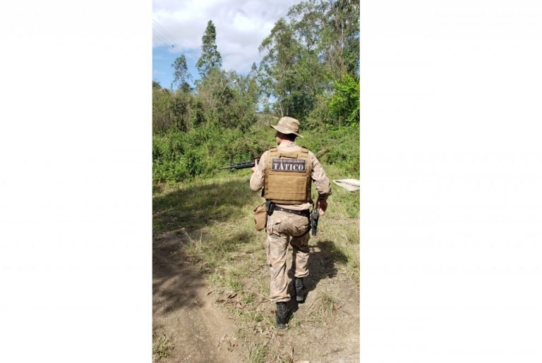 Polícia Militar prende foragido da justiça, em Capivari de Baixo