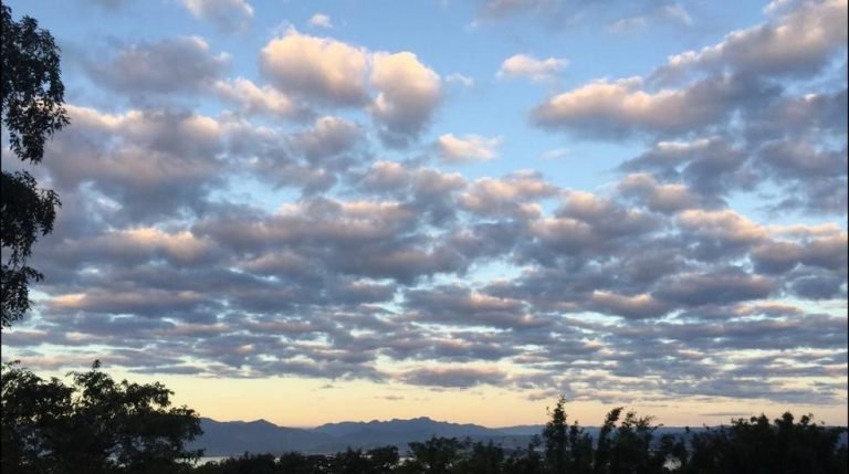 Sol volta a predominar em Santa Catarina nesta terça-feira